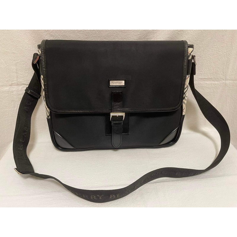 Burberry Black Label 經典款郵差包| 蝦皮購物