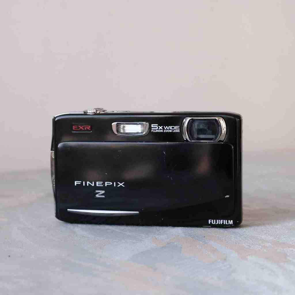 富士 Fujifilm FinePix Z950 EXR 早期 Cmos 數位相機(有模擬底片色調之模式)