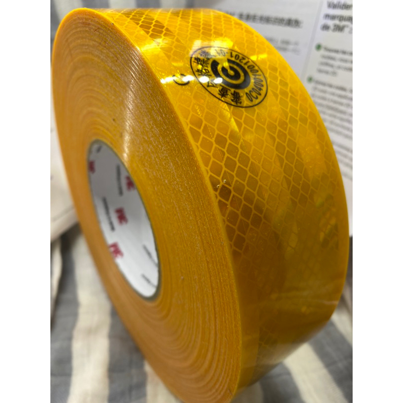 3M 983鑽石級反光貼紙 黃色 ARTC 認證款 驗車 反光材 反光片 反光貼紙 反光膠帶 台灣總代理公司貨 含稅 | 蝦皮購物