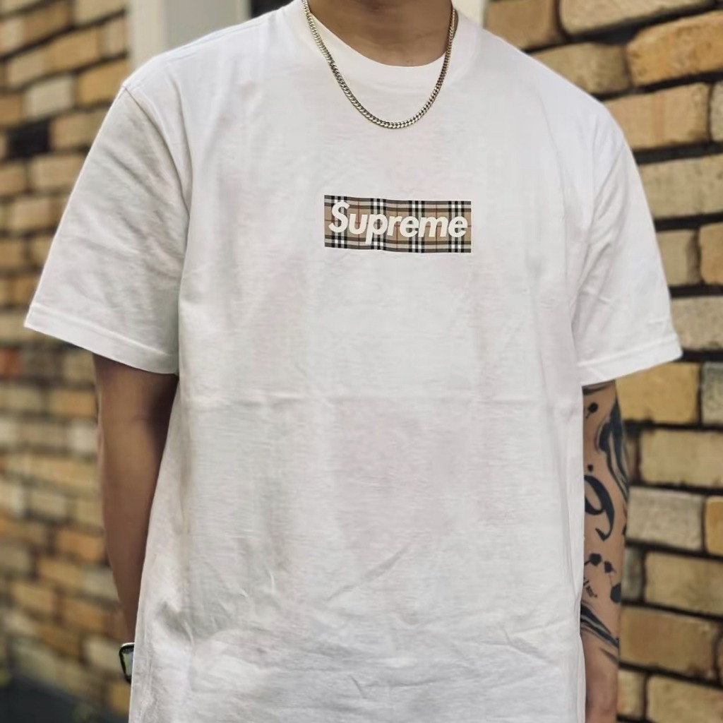 SUPREME SS22 stores Burberry Box Logo Tee