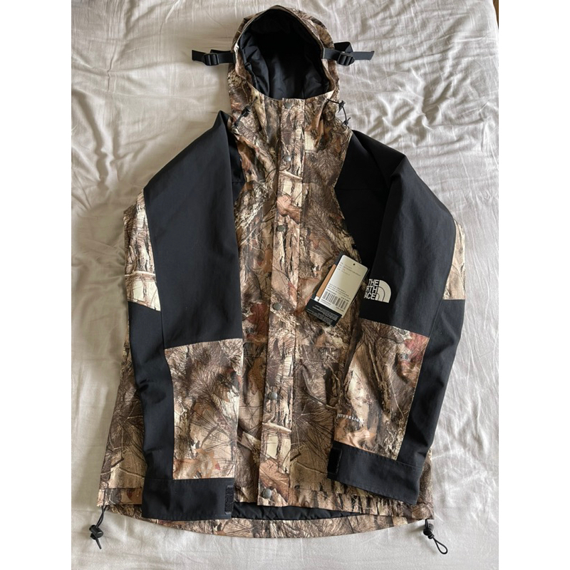 The north face deals supreme 1994