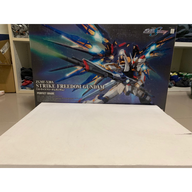 全新未拆初回特典萬代含底座 鋼彈SEED PG 1/60 STRIKE FREEDOM GUNDAM 攻擊自由鋼彈