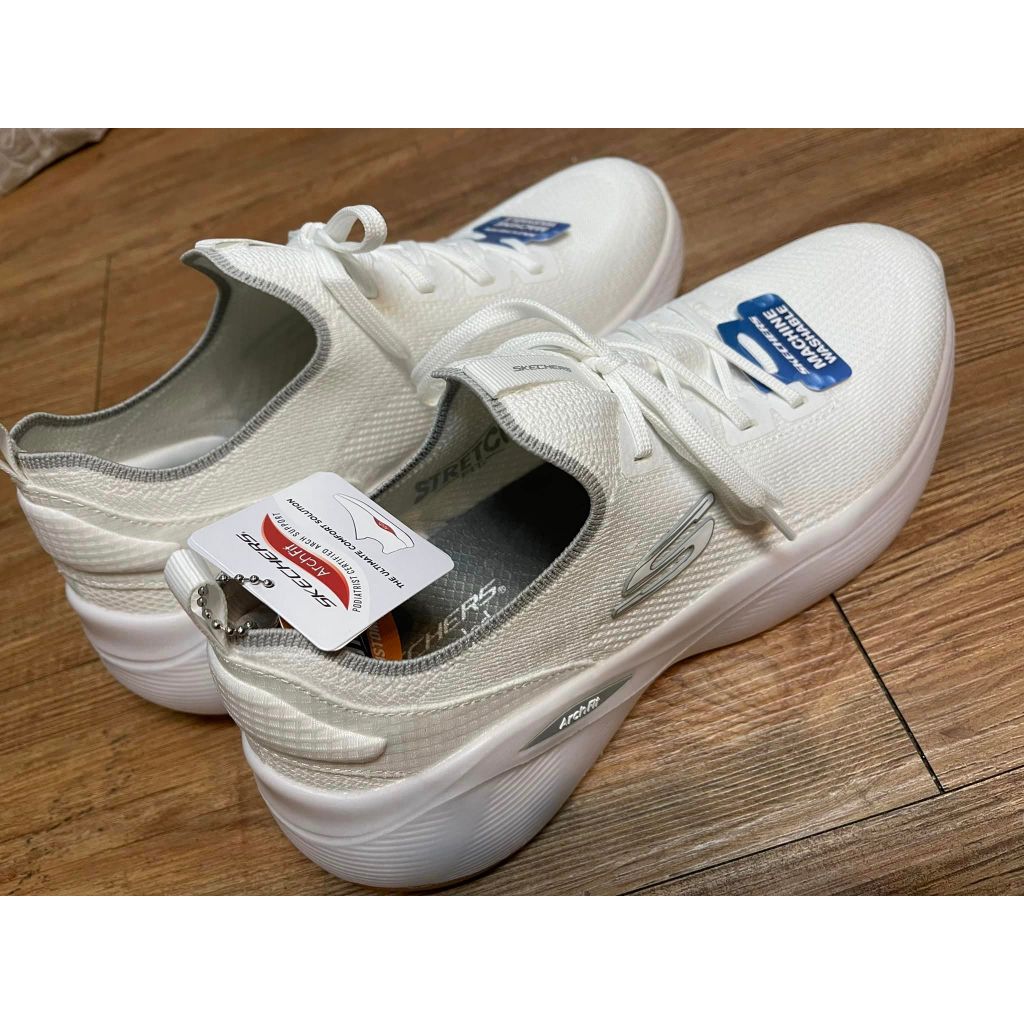 Skechers 男款運動足弓貼合 Infinity 鞋 - 232607-WGY | 蝦皮購物