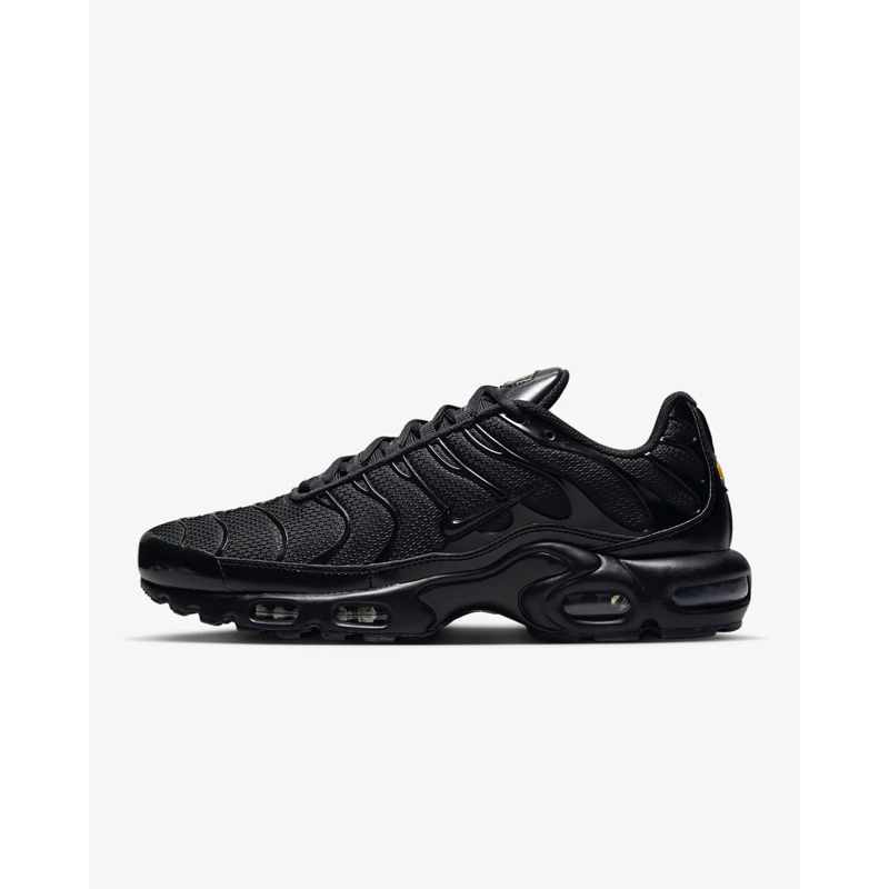 Triple black air on sale max