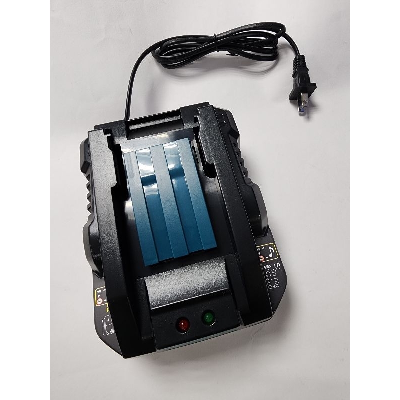 Makita 快速充電器DC18RC (220V) - 三寶五金機械有限公司