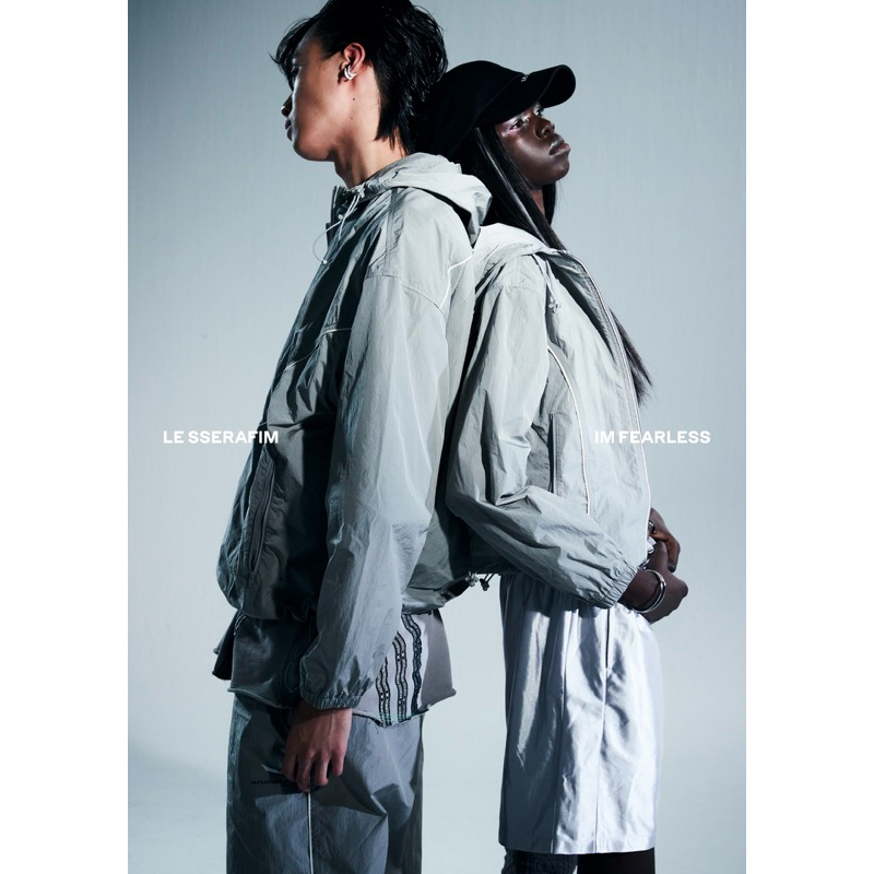 LE SSERAFIM x peaches. コラボスウェット（LE SSERAFIM Peaches