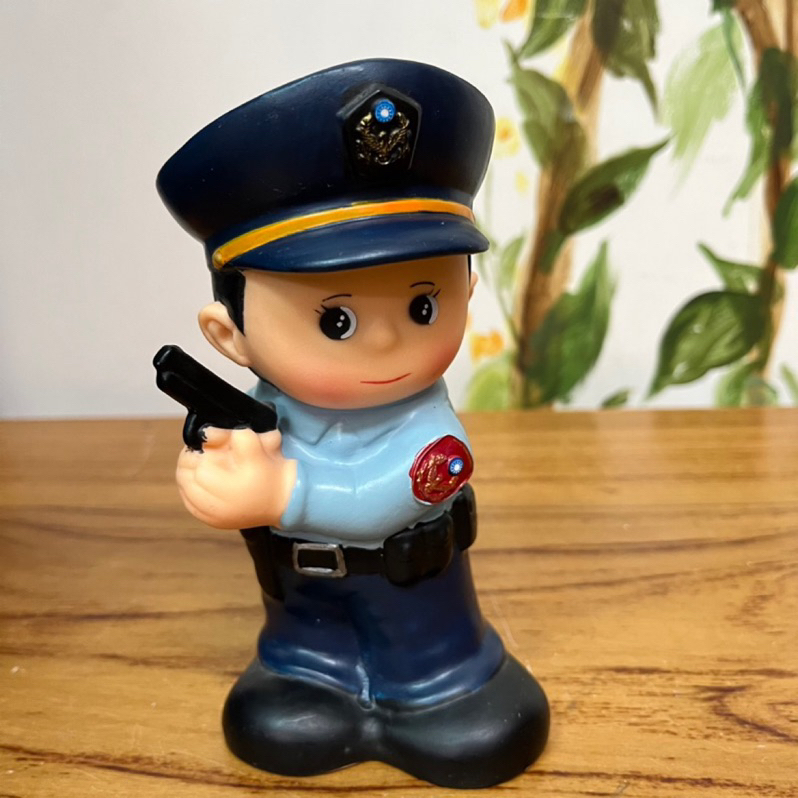 持槍男警察公仔撲滿# | 蝦皮購物