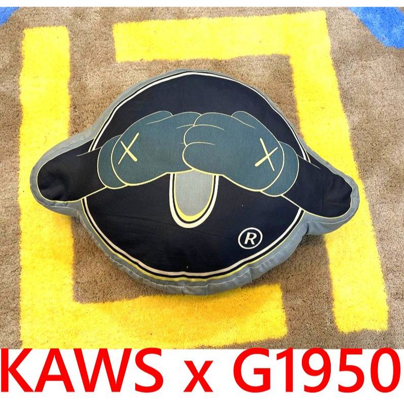 KAWS Original Fake x G1950 マット Gallery 1950 | Grailed