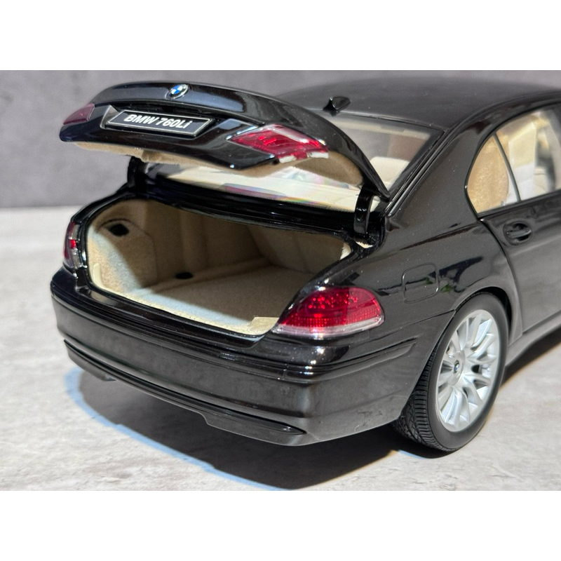 Kyosho】1/18 BMW 760Li E66 Individual 黑色1:18 模型車| 蝦皮購物