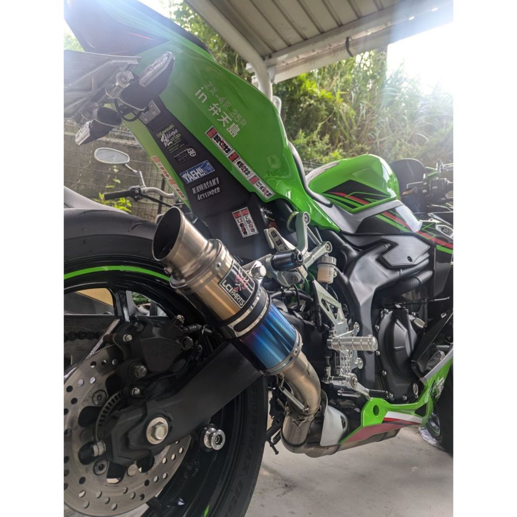 來自日本奈良的超便宜排氣管!!! LCI ZX-4RR 短版鈦合金尾段排氣