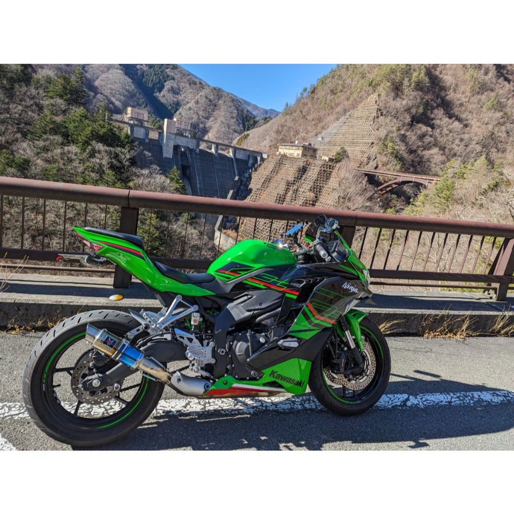 來自日本奈良的超便宜排氣管!!! LCI ZX-4RR 短版鈦合金尾段排氣