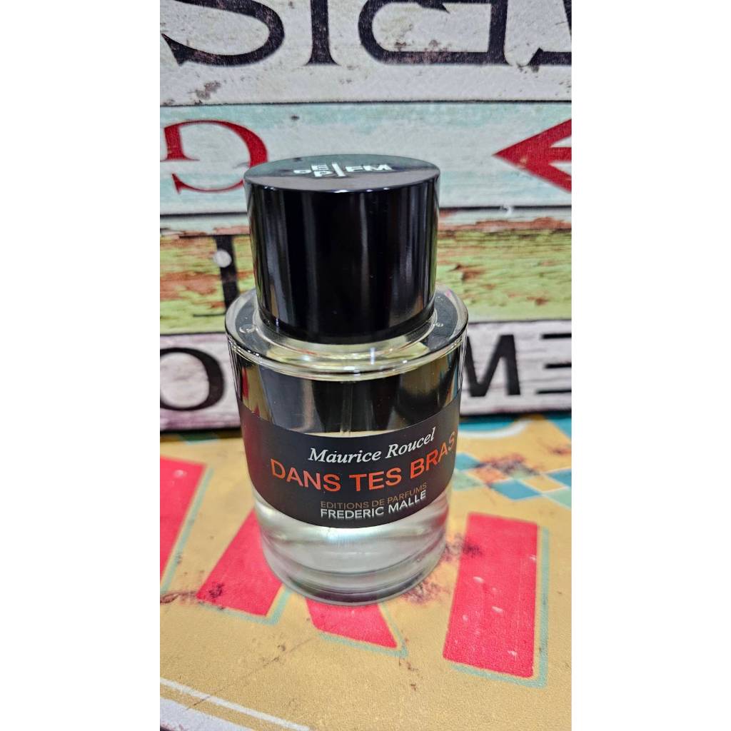 呈選物】Frederic Malle Acne Studios 麝香紫丁香孩子氣香根草 呈選物】Frederic Malle Acne Studios 麝香紫丁香孩子氣香根草