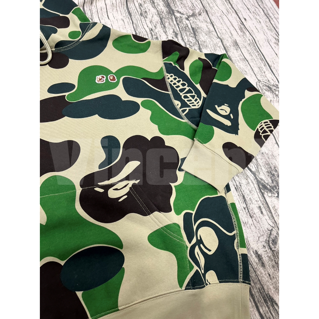 全新現貨【 BAPE X BAYC 】CAMO PULLOVER HOODIE 綠迷彩帽TEE L 全新現貨【 BAPE X BAYC 】CAMO PULLOVER HOODIE 綠迷彩帽TEE L