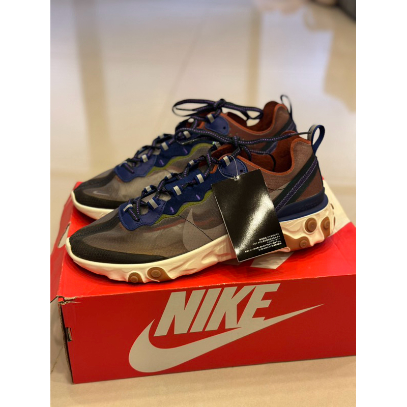 Triple black nike deals react element 87