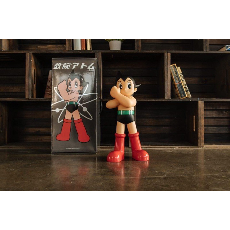 現貨]BAIT x Switch Astro Boy Mighty Fist Figure 原子小金剛