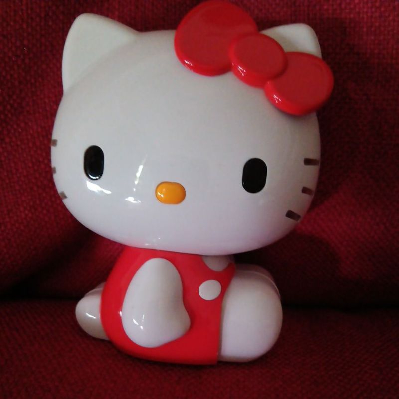 三麗鷗Hello Kitty 正版 充電寶 充電頭攜帶型 行動電磁貓咪公仔造型 行動電源 絕版珍藏 | 蝦皮購物