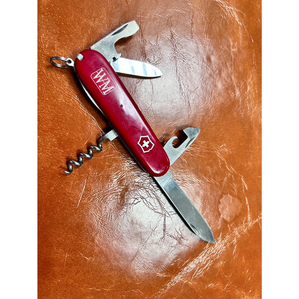 VICTORINOX 瑞士維氏 勇武者12用 瑞士刀 1.3603 91MM WM(瑞士熱型成機具大廠) 印子 九成新 | 蝦皮購物