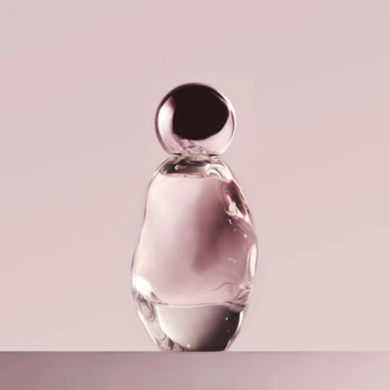 ☆新品未使用☆ Kylie Cosmetics香水50ml 箱無し(日本未発売) Buy KYLIE COSMETICS Cosmic Kylie Jenner Eau de Parfum Online in