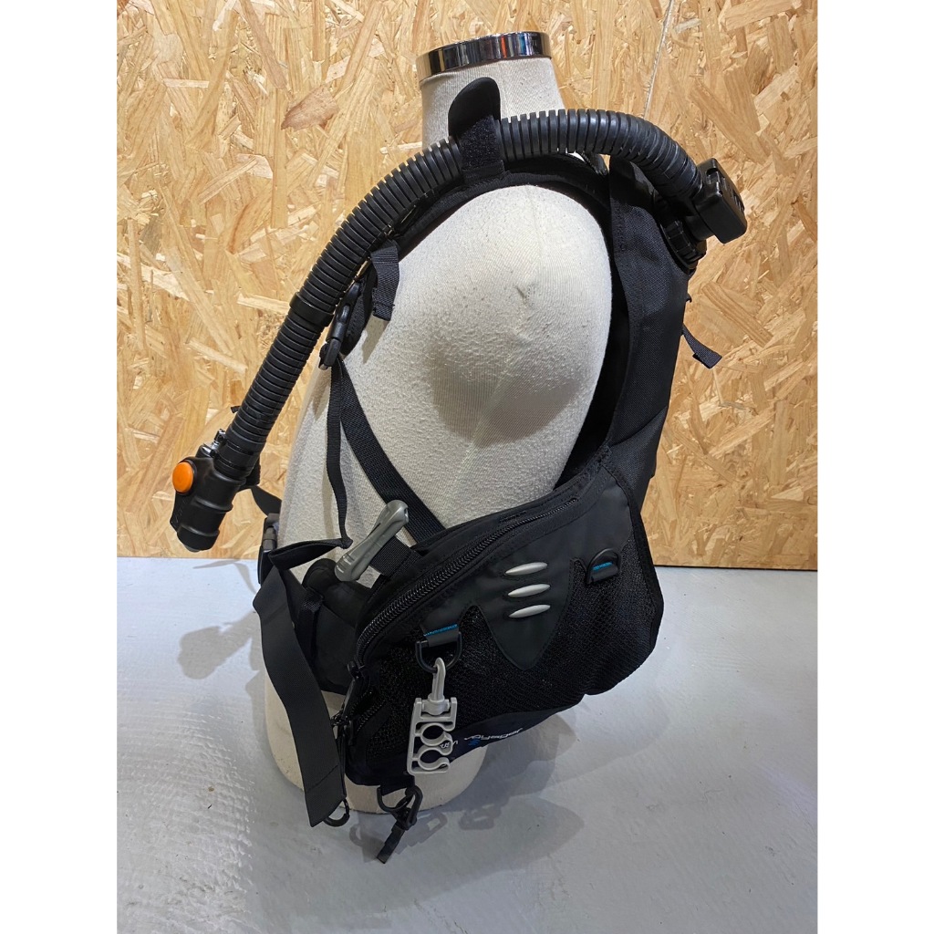 TUSA VOYAGER BCD ブラック新品未使用 ツサ Tusa Voyager BCD, Black (BCJ-1800) - ダイビング機材の