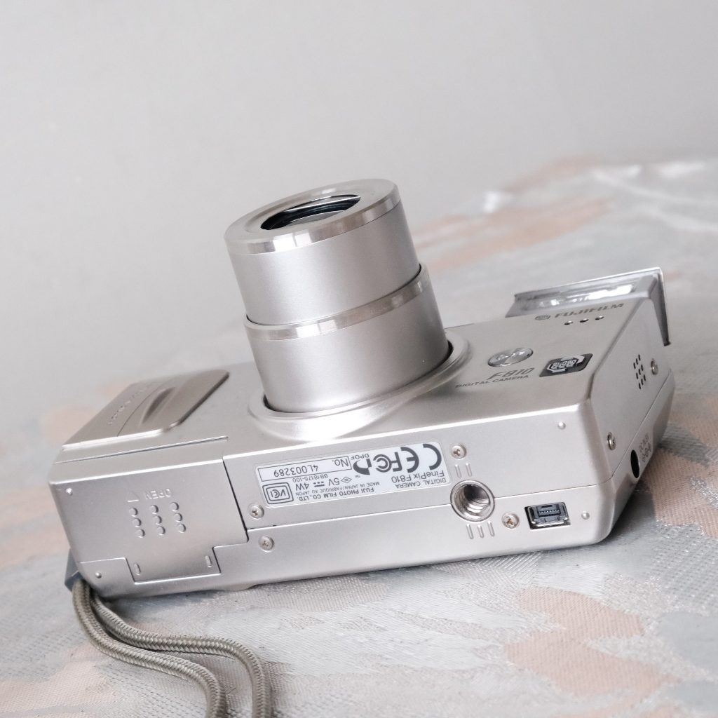 Fujifilm FinePix F810 金屬早期CCD 數位相機(可模擬底片色調) | 蝦皮購物