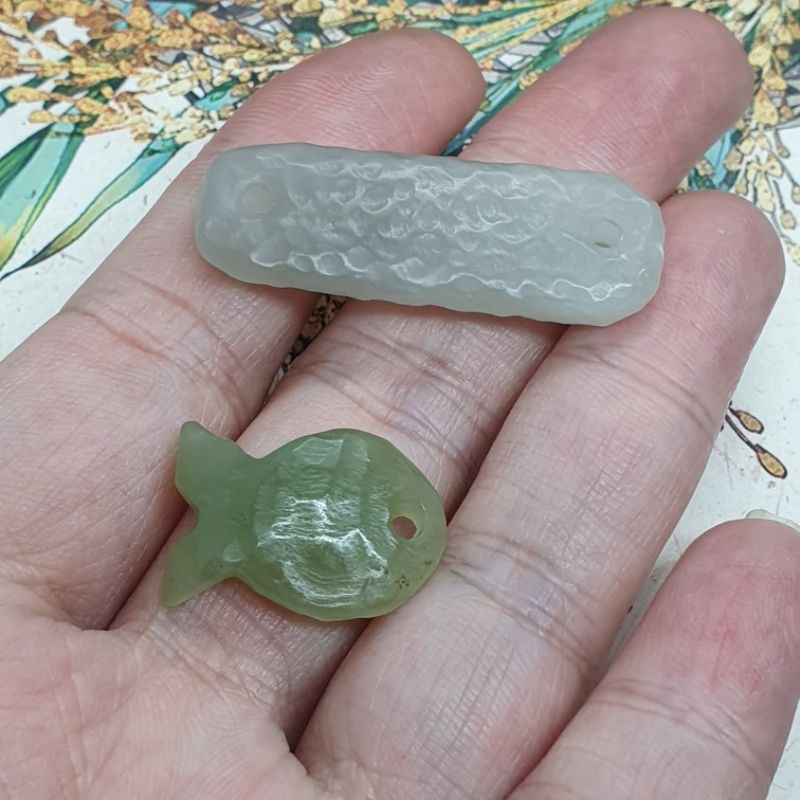 HH053和田玉老光珠煙紫手牌36×12×5.4翠青吊孔魚20×14×4.8 青海玉