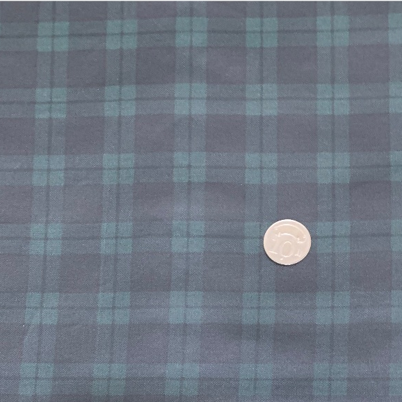 【智惠手作】尺寸約70cmx90cm 日本防水布 格子布 深藍底色 藍綠格子布 裁零 C1883 | 蝦皮購物