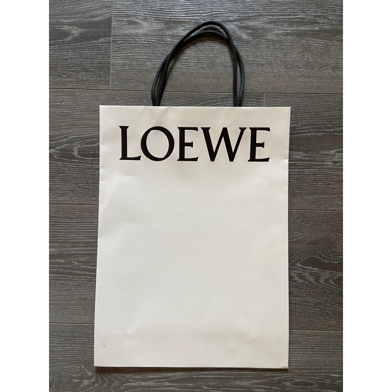 LOEWE全新大紙袋| 蝦皮購物