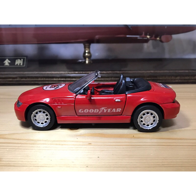 1/32 迴力敞篷跑車-看起來是bmw | 蝦皮購物