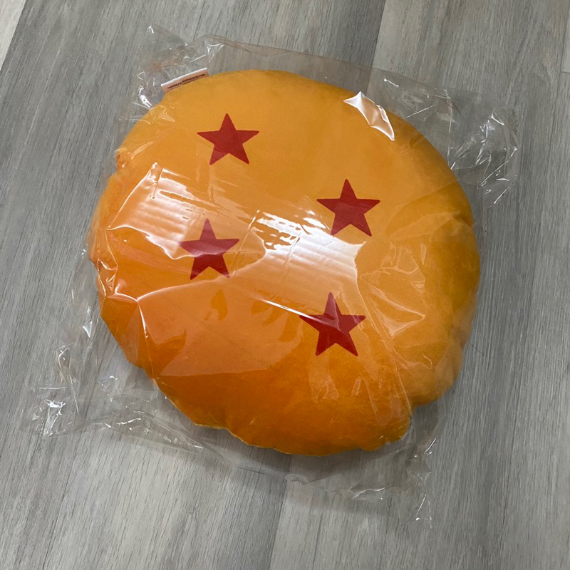 七龍珠 四星球 龍珠 翻轉頸枕 量非常少 全新 售後不退 萊爾富 限量福袋 | 蝦皮購物