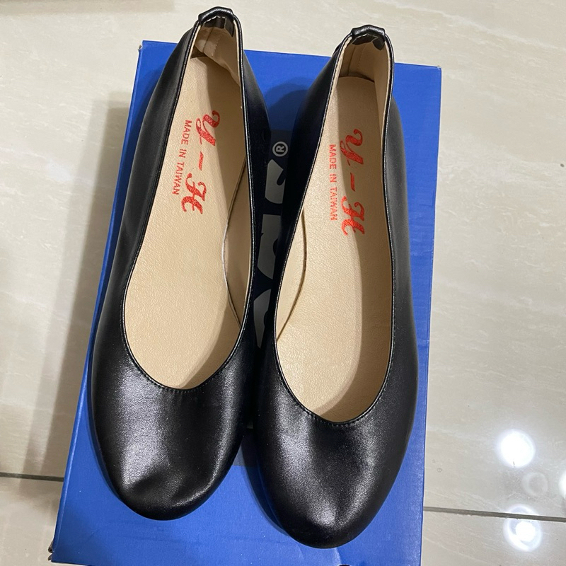 女用 黑色包鞋 I 上班鞋 面試鞋 | 蝦皮購物