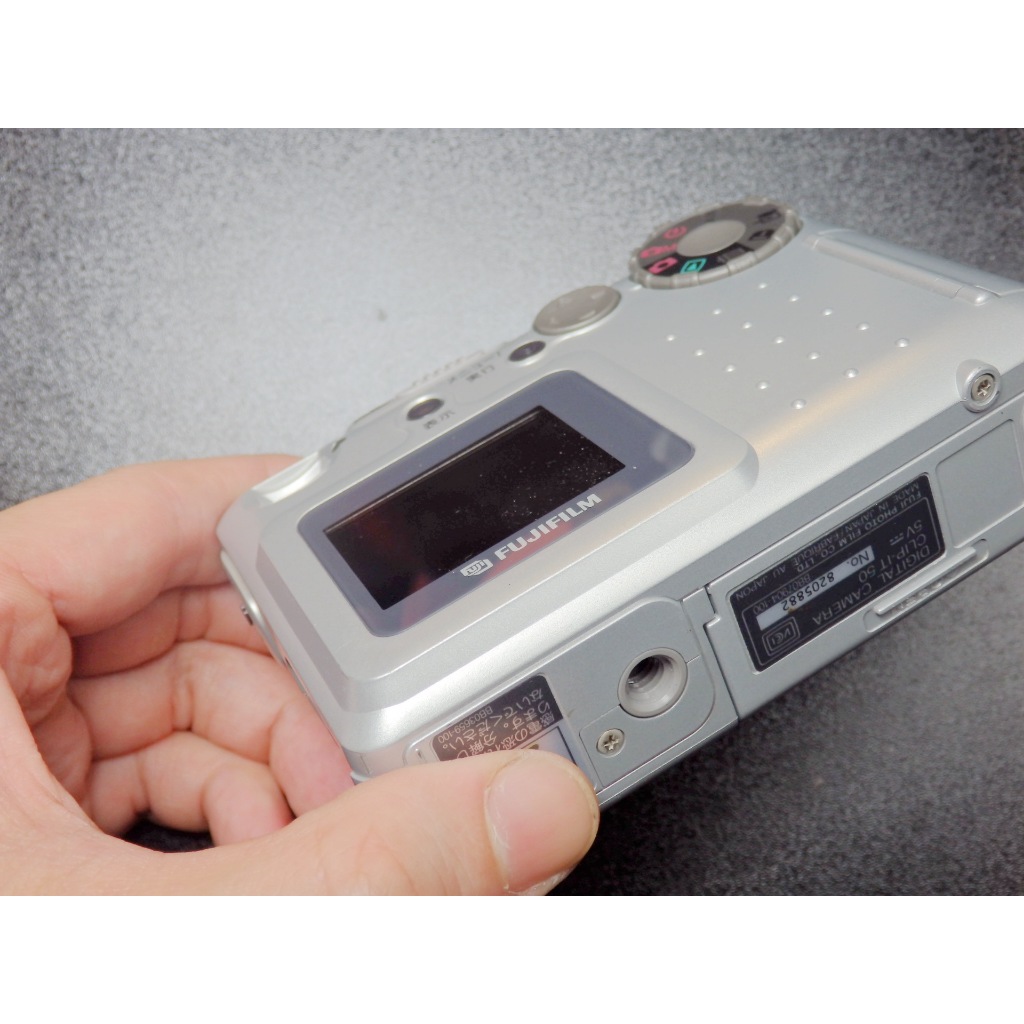 老數位相機>>FUJIFILM CLIP IT 50 ( 35萬畫素/ aa電池/ 1998年產 老數位相機>>FUJIFILM CLIP IT 50 ( 35萬畫素/ aa電池/ 1998年產