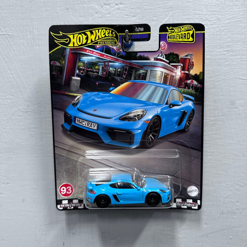 Hot Wheels Boulevard #93 Porsche 718 Cayman GT4 – 1:64 Diecast, Free Protector