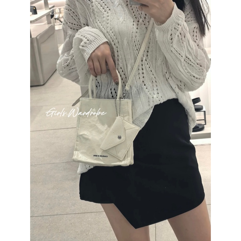 限時優惠🔥【𝐆𝐢𝐫𝐥𝐬.𝐖𝐚𝐫𝐝𝐫𝐨𝐛𝐞新加坡小CK正品代購