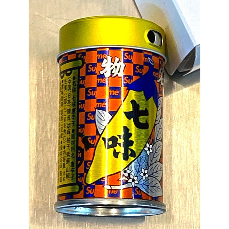 BLACK全新SUPREME x 八幡屋礒五郎BOX LOGO七味粉/辣椒粉/唐辛子
