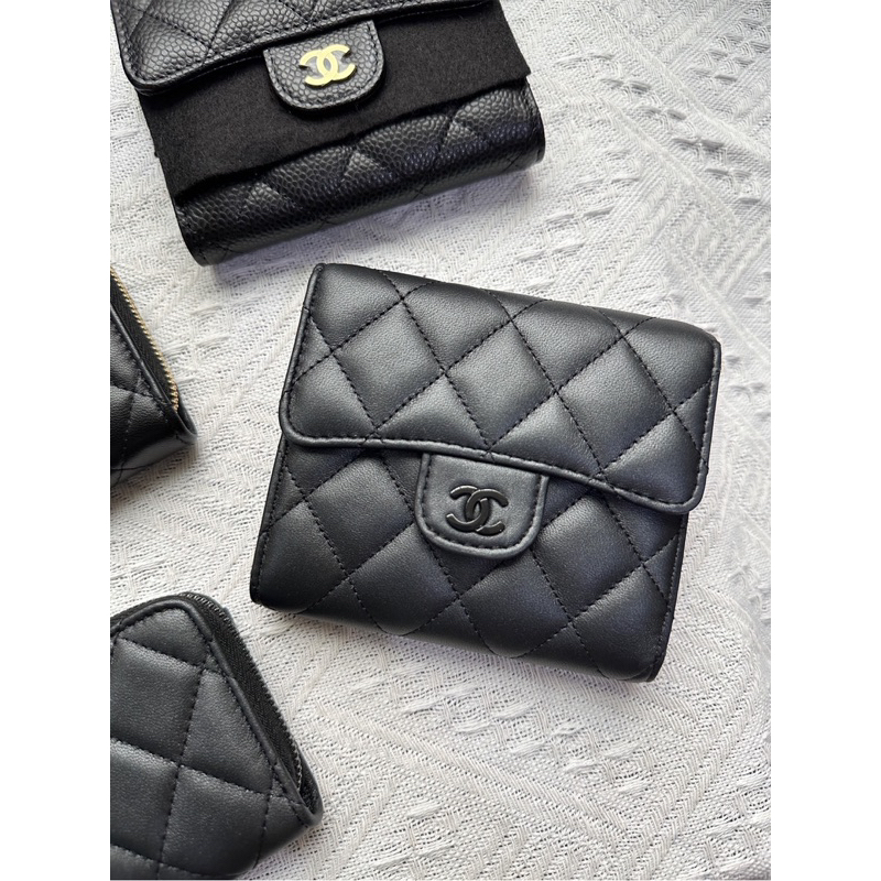 chanel so black