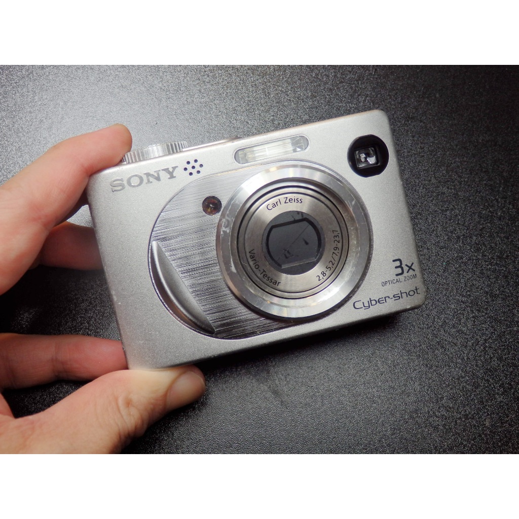 <>SONY CYBER-SHOT DSC-W1 (超CP值銘機 / 蔡斯鏡頭 / AA電池 / 銀)