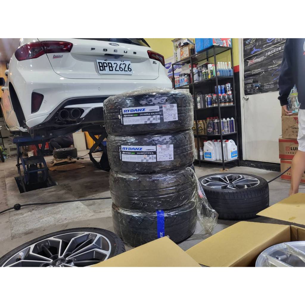 巨大車材 雷登 RYDANZ 半熱胎 R23 225/40R18 磨耗260 四條含運價$13200 | 蝦皮購物