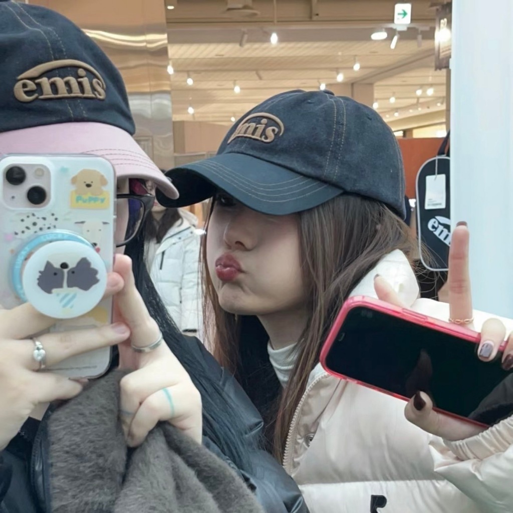 ᴹᴵˢˢ.ᴾᴬᴾᴬ🔸韓國代購EMIS 丹寧牛仔拚色帽子老帽棒球帽JIN