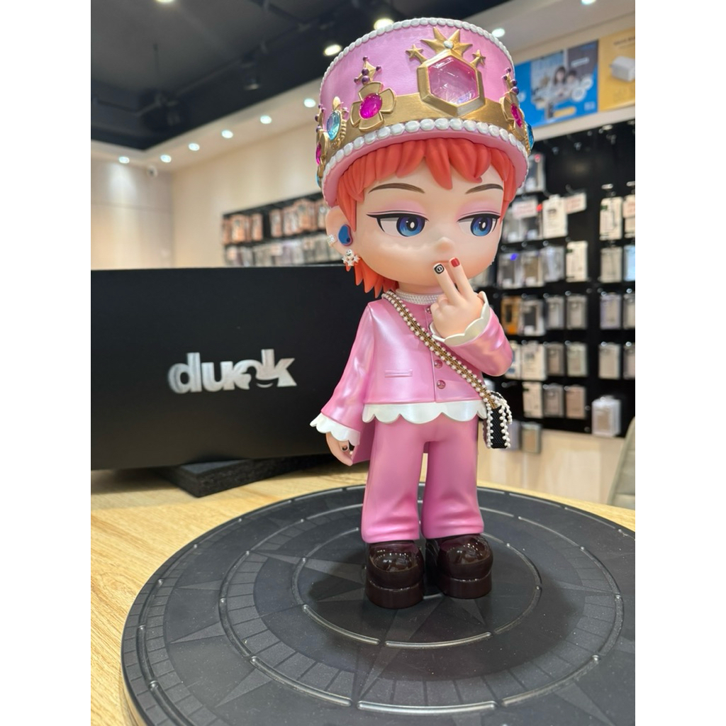 G-DRAGON 王冠付きフィギュア 36CM Ducktoys G-DRAGON 王冠付きフィギュア 36CM Ducktoys G-DRAGON 王冠付き