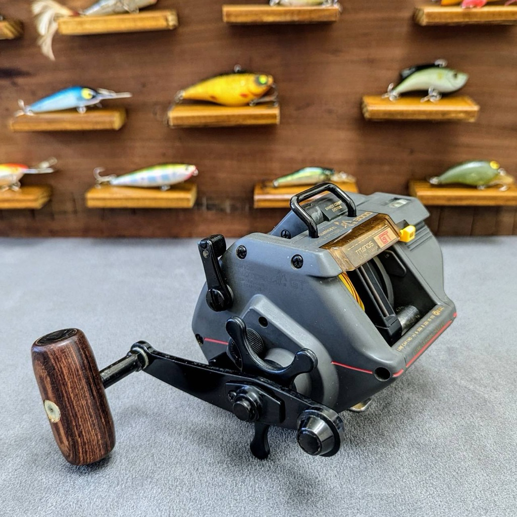 日本製）Shimano TITANOS TANATORU GT 3000 兩軸式捲線器巨型鼓式機械