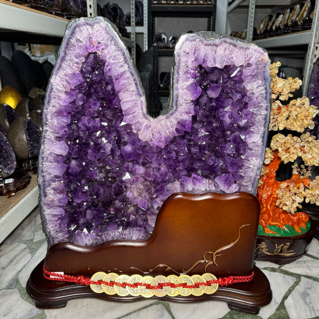 完美大雙峰水型晶洞🌊頂級巴西紫水晶洞ESPa++✨44.88kg💙藍紋瑪瑙鈦晶