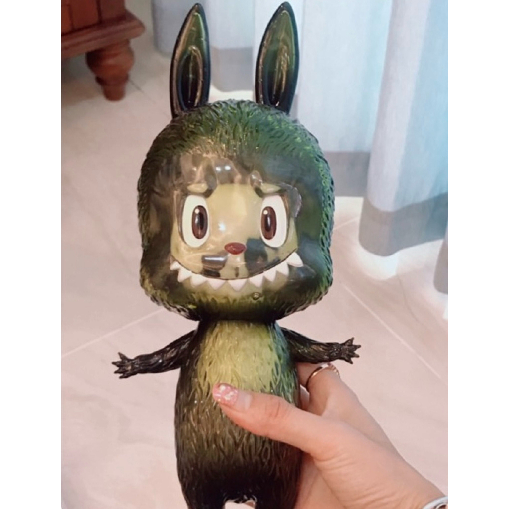 labubu*tycoco-XL夜光-稀有款-龍家昇-29cm | 蝦皮購物