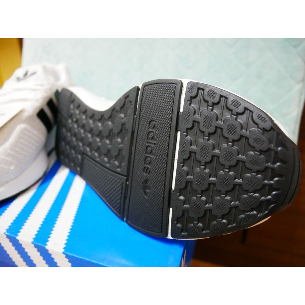 【Adidas 】 Swift Run 22 [GY3047] 男 白灰/黑針織網布鞋面 尺寸US:9/(27cm)全新 | 蝦皮購物