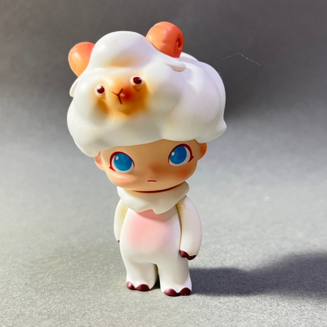 二手盲盒-DIMOO 絕版聖誕限定系列 迷途動物系列手辦 烏賊A squid 綿羊sheep pop mart泡泡瑪特 | 蝦皮購物