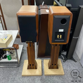 1台の出品です。Sonus faber ELECTA AMATOR II Sonus Faber Electa Amator II Bookshelf Speakers; Walnut Pair