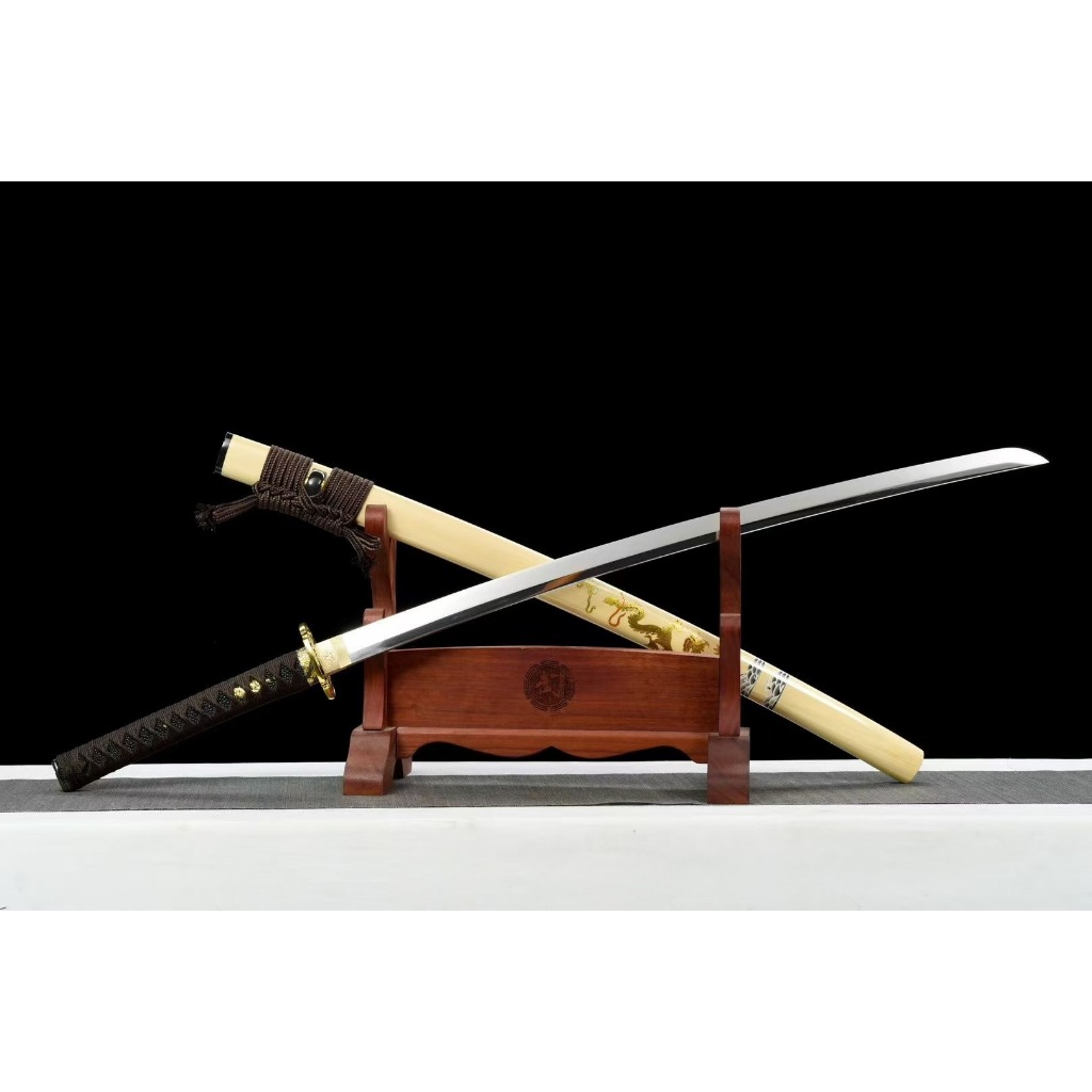 【千羽】龍泉刀劍 金龍鏡面款武士刀 高性能鋒鋼一體鍛打大太刀 居合道打刀 小武士刃 東洋刀 日式指揮刀 收藏擺件 未開刃 | 蝦皮購物