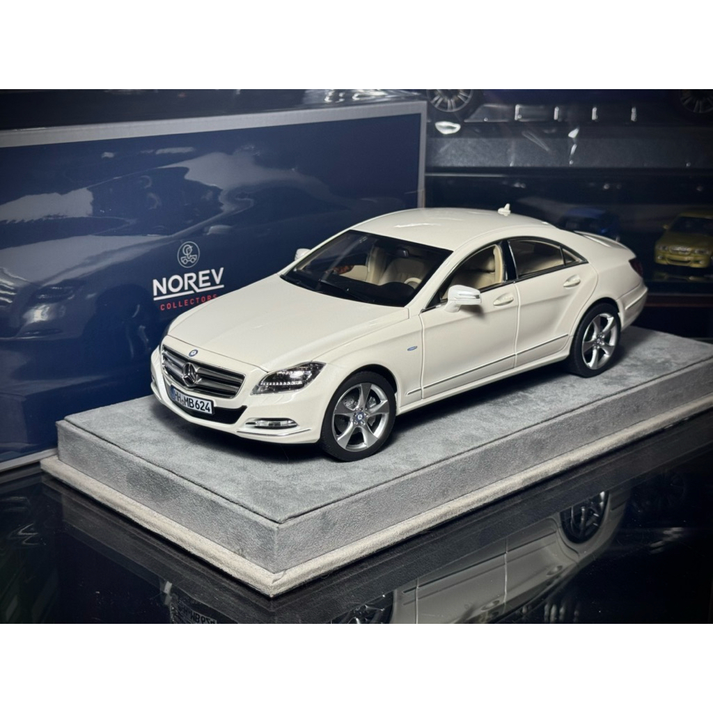 全新現貨Norev 1/18 Mercedes-Benz CLS Class W218 CLS350 CLS550