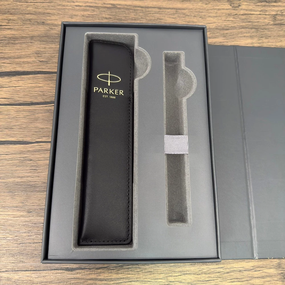商務優雅的深邃之紅：PARKER IM 金屬系列勃根地紅鋼珠筆深度推薦