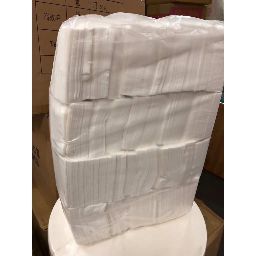 ☆小小兼職賣場☆ 無塵擦拭紙巾、紙抹布、乾濕兩用紙巾護理紙巾(25*20cm 700張約2.4KG/包) | 蝦皮購物