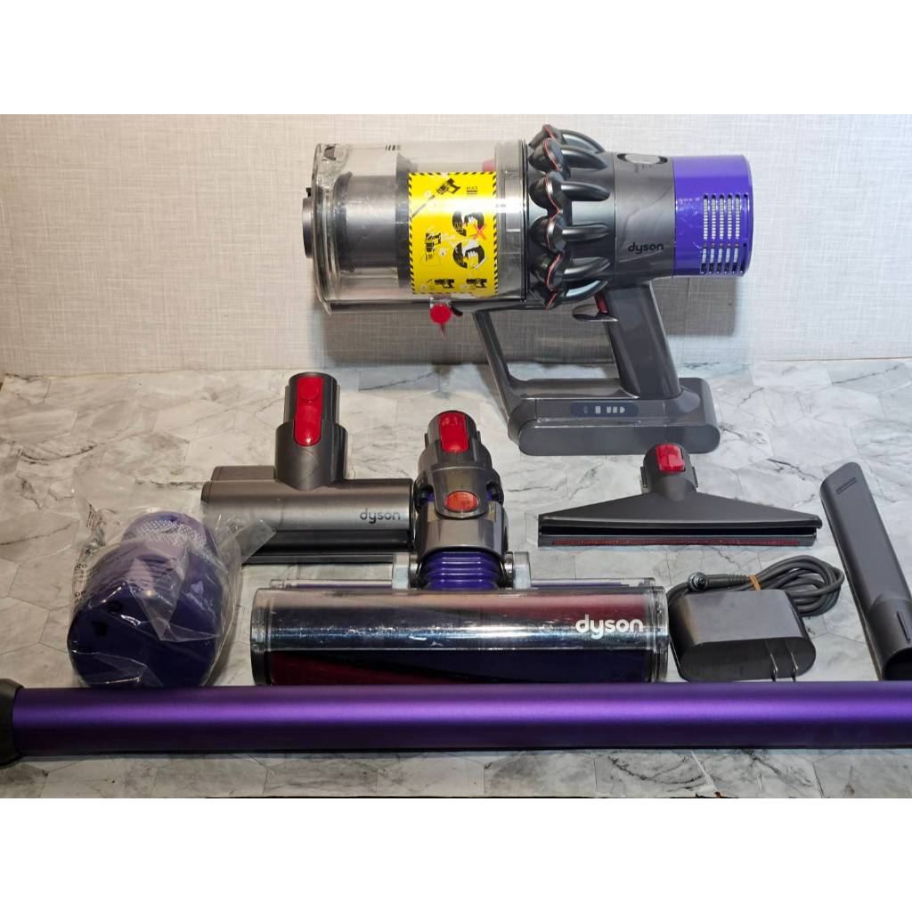 養寵物推薦】Dyson V10 SV12 無線吸塵器｜全配套組｜地刷除蟎車用床鋪